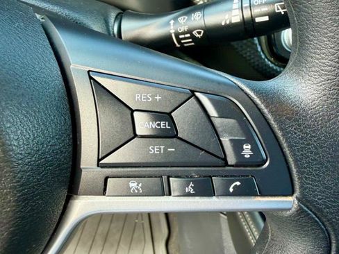 Used 2023 Nissan Kicks SV FWD image 19