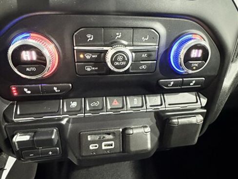 Used 2020 GMC Sierra 2500 SLT AWD/4WD image 17
