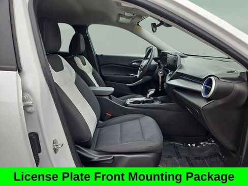 Used 2024 Chevrolet Trax LS w/ LS Convenience Package image 13
