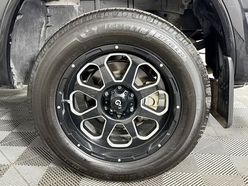 Used 2021 Nissan Titan Platinum Reserve w/ Moonroof Package AWD/4WD image 35
