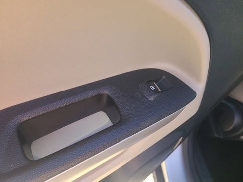 Used 2021 Ford EcoSport S image 15