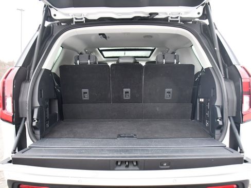 Used 2025 Ford Expedition Active image 21