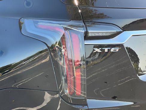 Certified 2024 Cadillac XT6 Sport w/ Platinum Package image 49