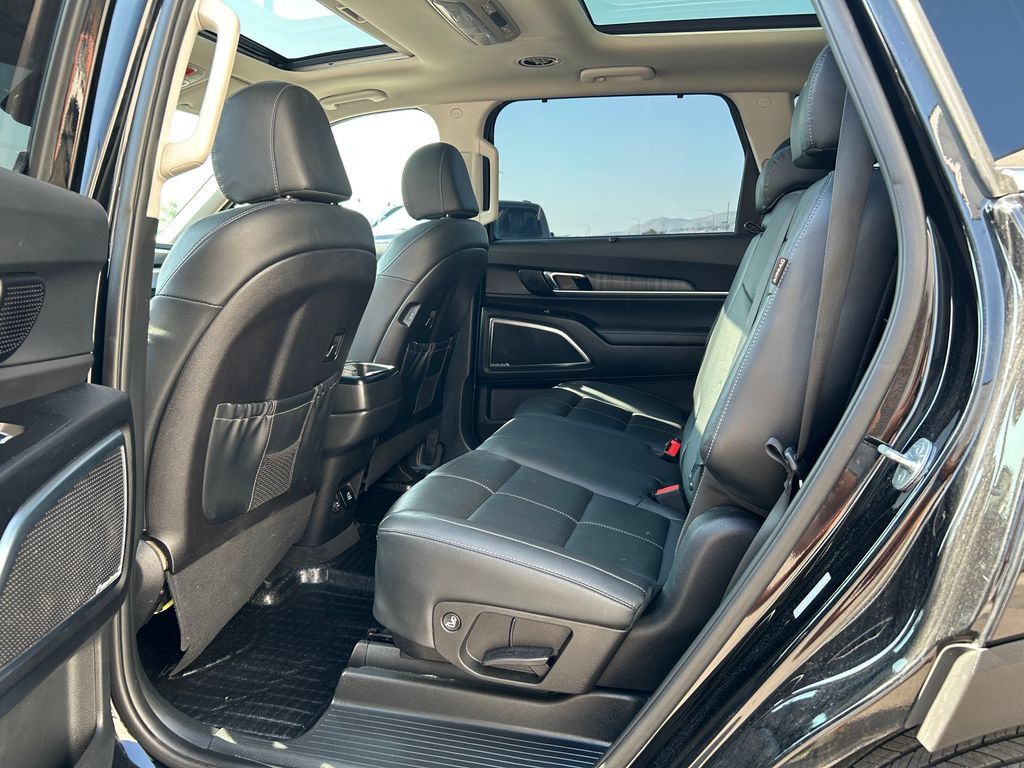 Used 2023 Kia Telluride SX AWD/4WD image 10