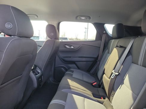 Used 2024 Chevrolet Blazer LT w/ Convenience Package image 11