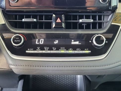 Used 2020 Toyota Corolla SE w/ Carpet Mat Package (TMS) FWD image 21