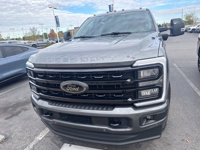 Used 2024 Ford F350 Lariat w/ Lariat Ultimate Package AWD/4WD image 1