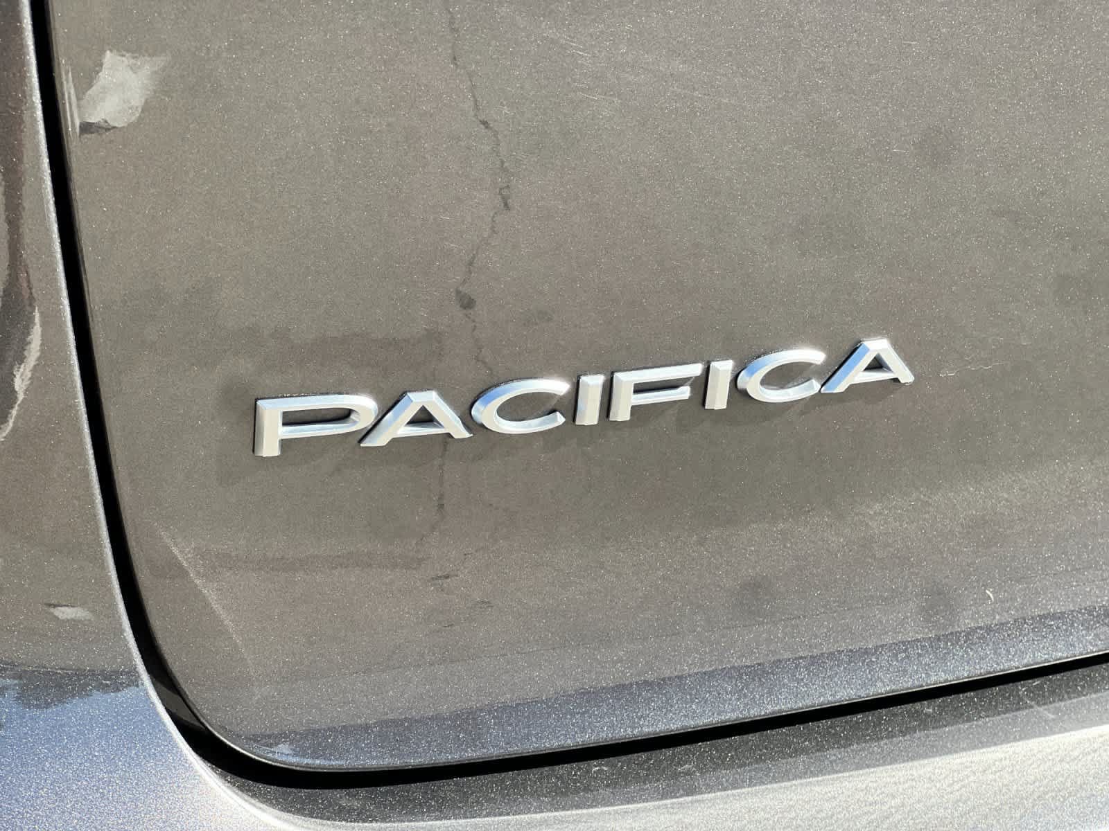 Used 2021 Chrysler Pacifica Pinnacle AWD/4WD image 31