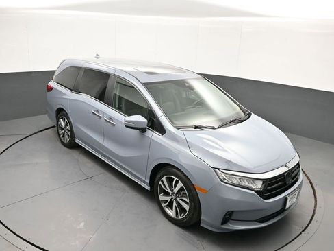 Used 2023 Honda Odyssey Touring image 39