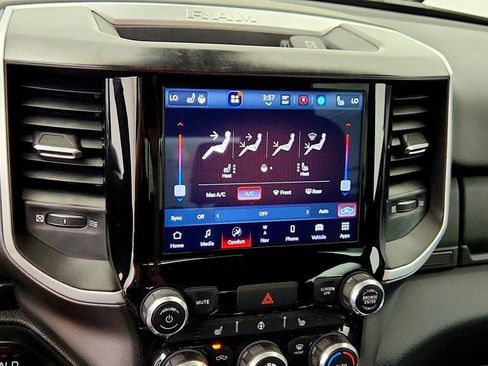 Used 2022 RAM 1500 Big Horn w/ Night Edition AWD/4WD image 19