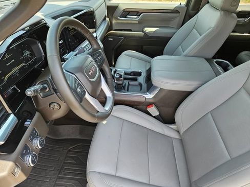 Used 2023 GMC Sierra 1500 SLT w/ SLT Premium Plus Package AWD/4WD image 14