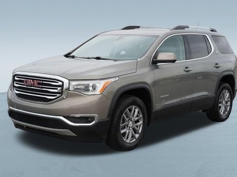 Used 2019 GMC Acadia SLT image 3