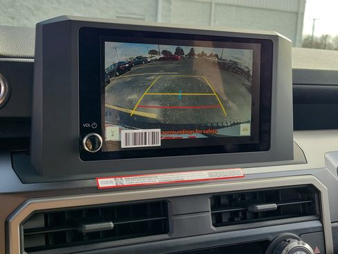 New 2025 Toyota 4Runner SR5 image 25