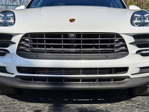 Used 2021 Porsche Macan image 12