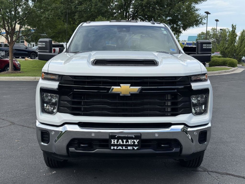 Used 2025 Chevrolet Silverado 2500 W/T w/ WT/CX Safety Package AWD/4WD image 27