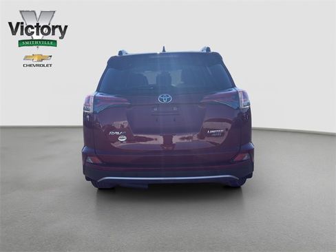 Used 2018 Toyota RAV4 Limited image 5