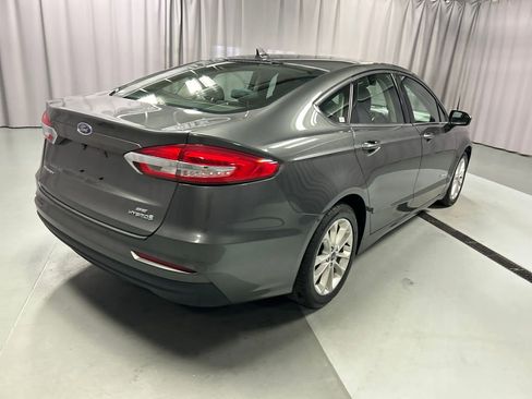Used 2019 Ford Fusion SE image 7