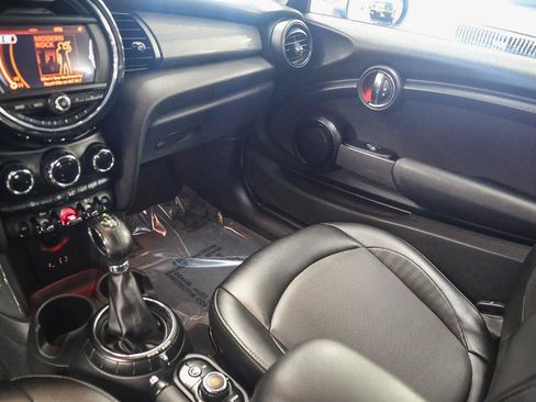 Used 2016 MINI Cooper 2-Door Hardtop FWD image 20