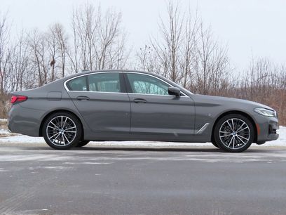 Used 2022 BMW 530e xDrive w/ Premium Package