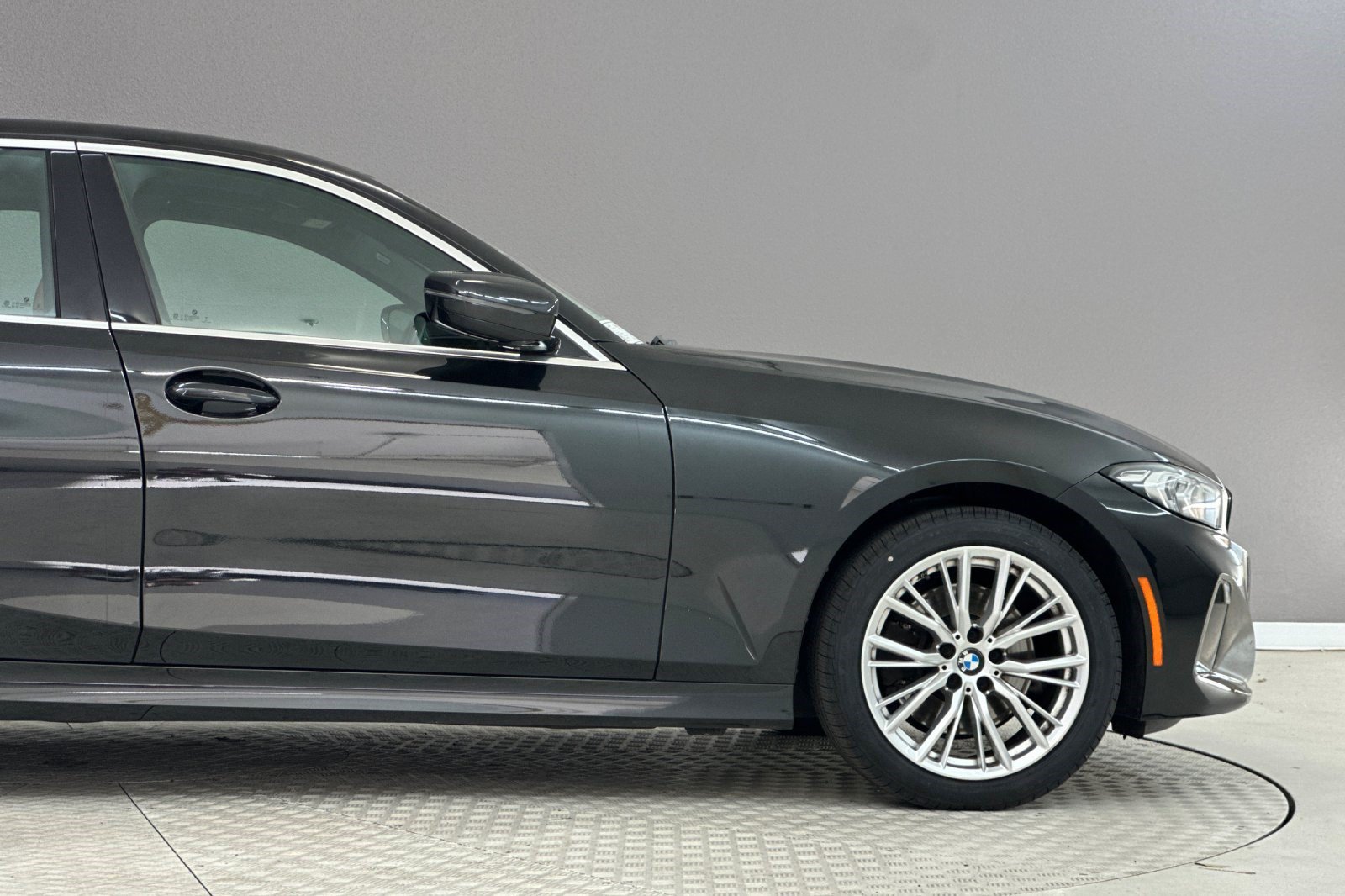 Used 2024 BMW 330i Sedan w/ Convenience Package RWD image 34