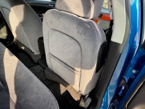 Used 2010 Chevrolet Impala LT image 16