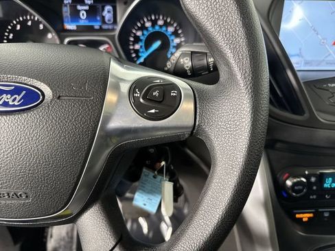 Used 2016 Ford Escape SE w/ Equipment Group 201A AWD/4WD image 13
