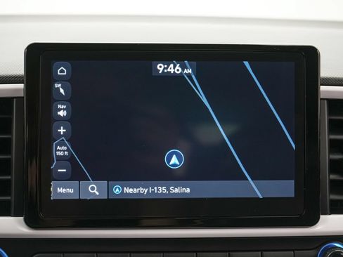 Used 2025 Hyundai Venue Limited FWD image 17