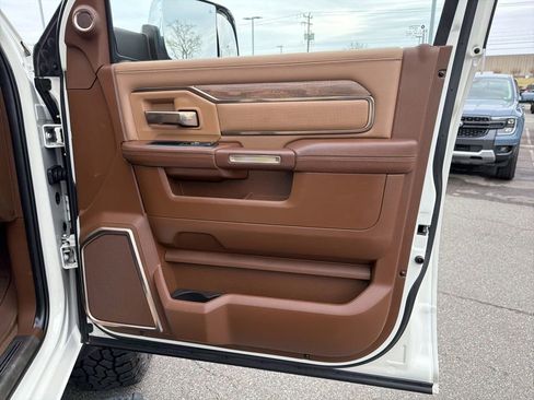 Used 2020 RAM 2500 Limited image 22