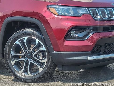 Certified 2022 Jeep Compass Limited AWD/4WD image 5