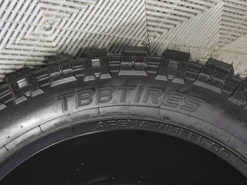 Used 2026 Ford F450 Lariat w/ FX4 Off-Road Package image 32