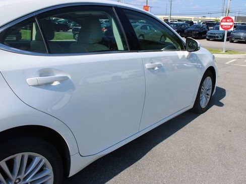 Used 2013 Lexus ES 350 w/ Luxury Pkg FWD image 47