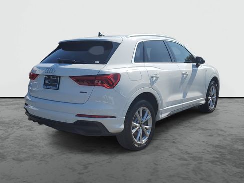 Used 2024 Audi Q3 2.0T Premium AWD/4WD image 4