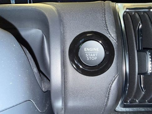 Used 2027 Ford Expedition Tremor w/ Driver's Package AWD/4WD image 22