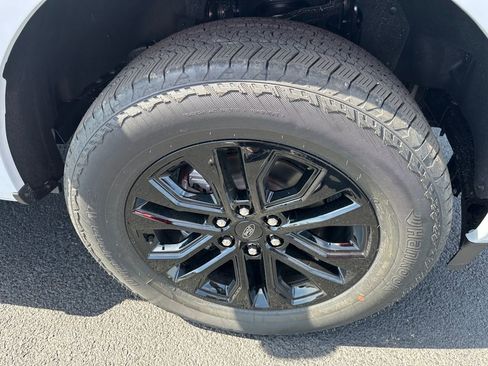 New 2025 Ford F150 Lariat w/ Equipment Group 501A Mid image 29