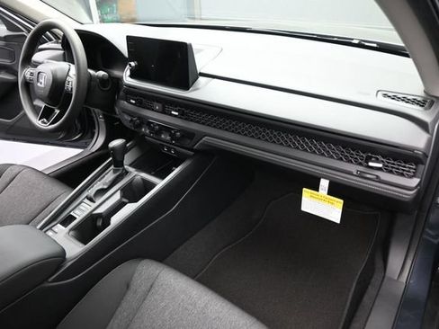 New 2026 Honda Accord SE image 24