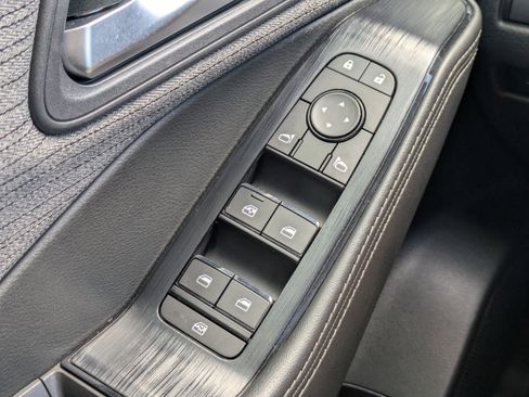 Used 2021 Nissan Rogue SV FWD image 24
