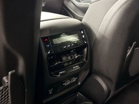 Used 2024 Jeep Grand Cherokee L Limited AWD/4WD image 26