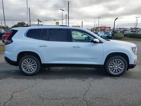 New 2026 GMC Acadia Denali w/ Super Cruise Package image 7