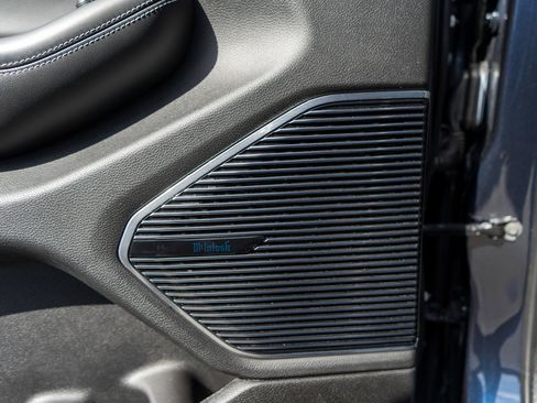 Used 2023 Jeep Grand Cherokee Overland w/ Adv Protech Group III AWD/4WD image 16