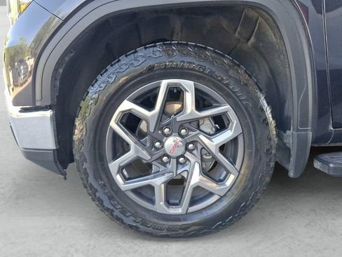 Used 2024 GMC Sierra 1500 SLT w/ X31 Off-Road Package AWD/4WD image 29