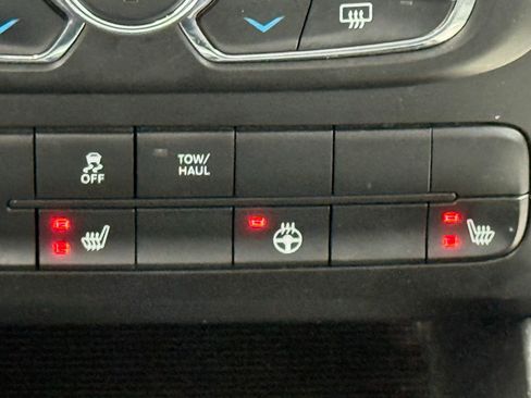 Used 2015 RAM 1500 Big Horn image 26