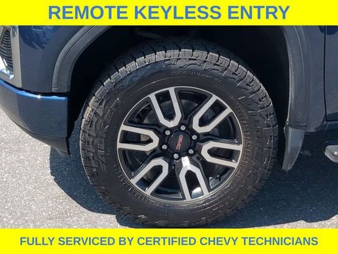 Used 2020 GMC Sierra 1500 AT4 w/ AT4 Premium Package AWD/4WD image 18