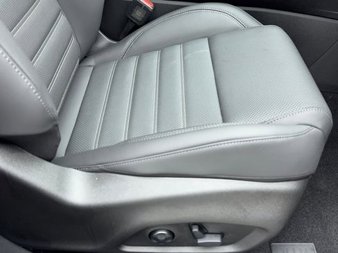 New 2025 Alfa Romeo Tonale w/ Premium Package image 42