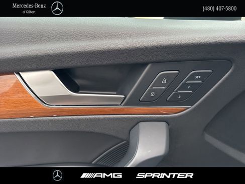 Used 2021 Audi Q5 e Premium Plus w/ Premium Plus Package image 11