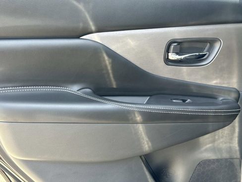 Certified 2023 Nissan Murano S FWD image 12