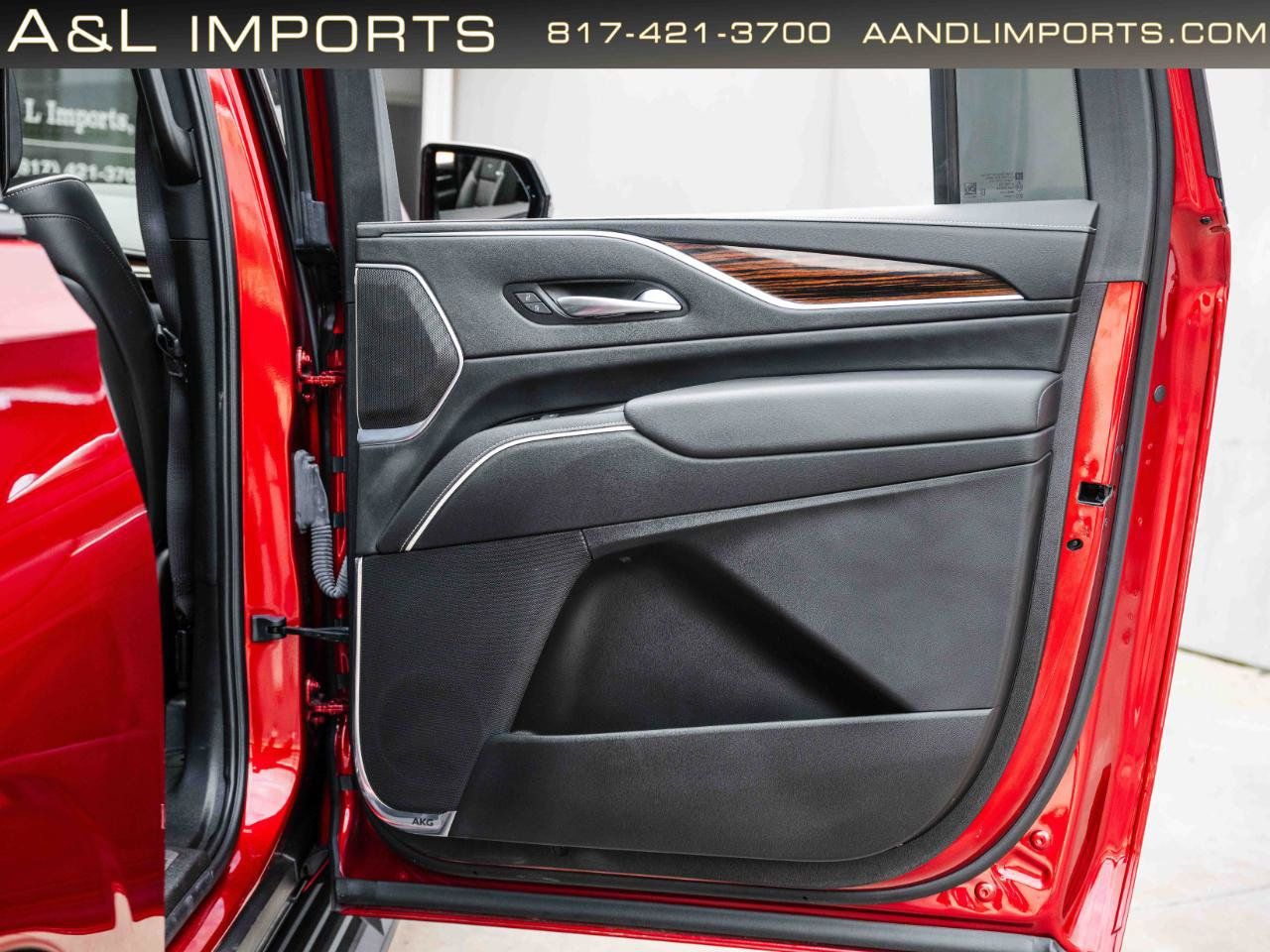 Used 2024 Cadillac Escalade ESV Premium Luxury AWD/4WD image 64
