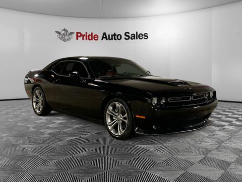 Used 2021 Dodge Challenger R/T RWD image 4