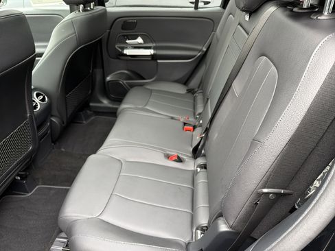 Used 2026 Mercedes-Benz GLB 250 4MATIC image 26