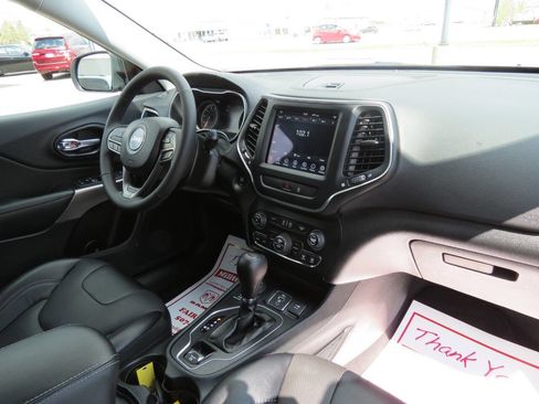 Used 2022 Jeep Cherokee Latitude Lux AWD/4WD image 12