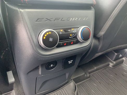 Used 2025 Ford Explorer ST AWD/4WD image 26